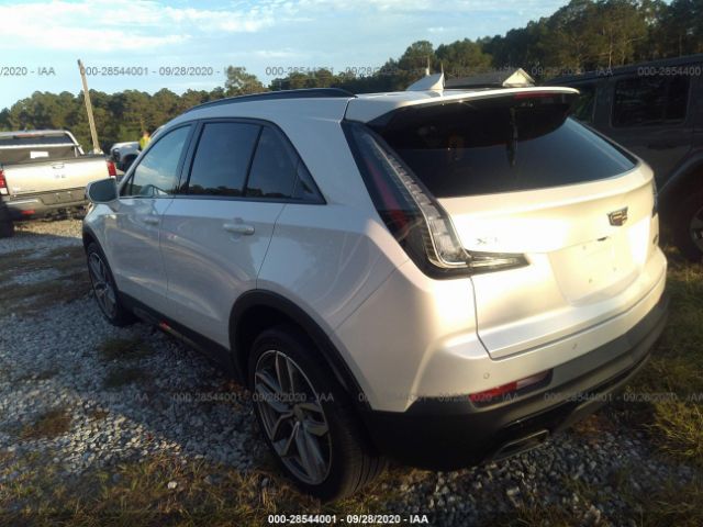 Cadillac XT4 2019 аукцион фото