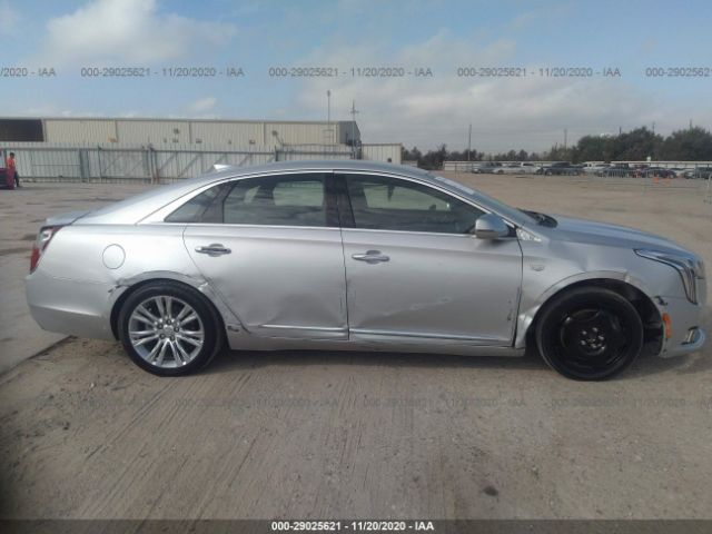 Cadillac XTS 2019 аукцион фото