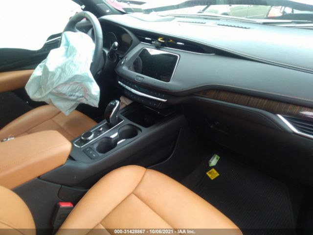 Cadillac XT4 2020 аукцион фото