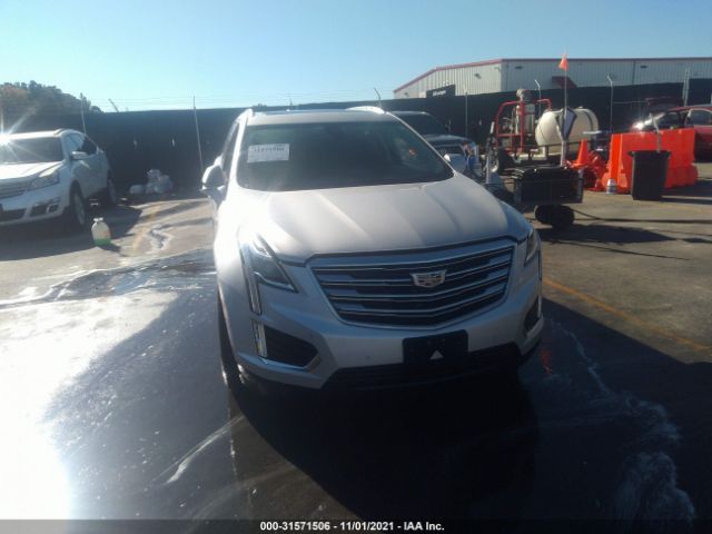 Cadillac XT5 2019 аукцион фото