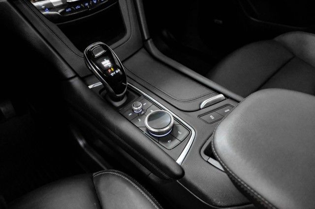 Cadillac XT6 2021 аукцион фото