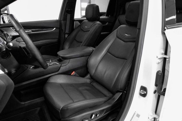Cadillac XT6 2021 аукцион фото