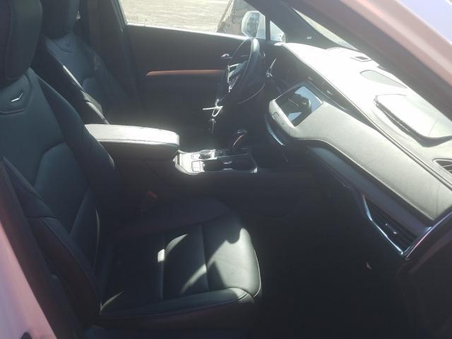 Cadillac XT4 2019 аукцион фото