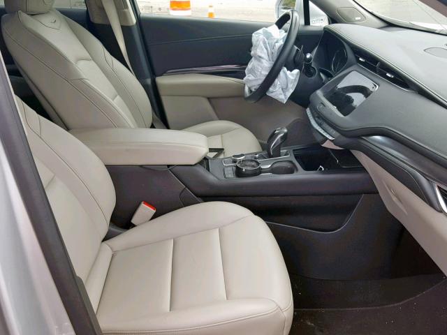 Cadillac XT4 2019 аукцион фото