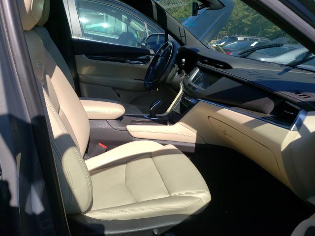 Cadillac XT5 2019 аукцион фото