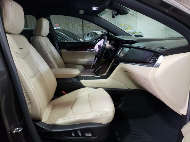Cadillac XT5 2019 аукцион фото