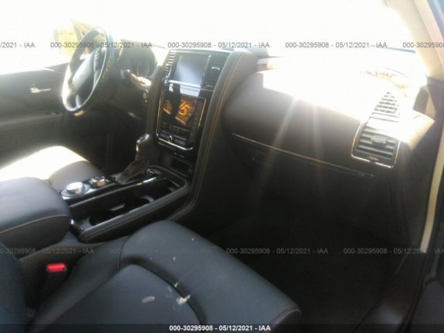 Infiniti QX80 2021 аукцион фото