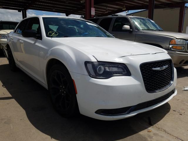 2C3CCAAG2KH601368 - Chrysler 300 2019